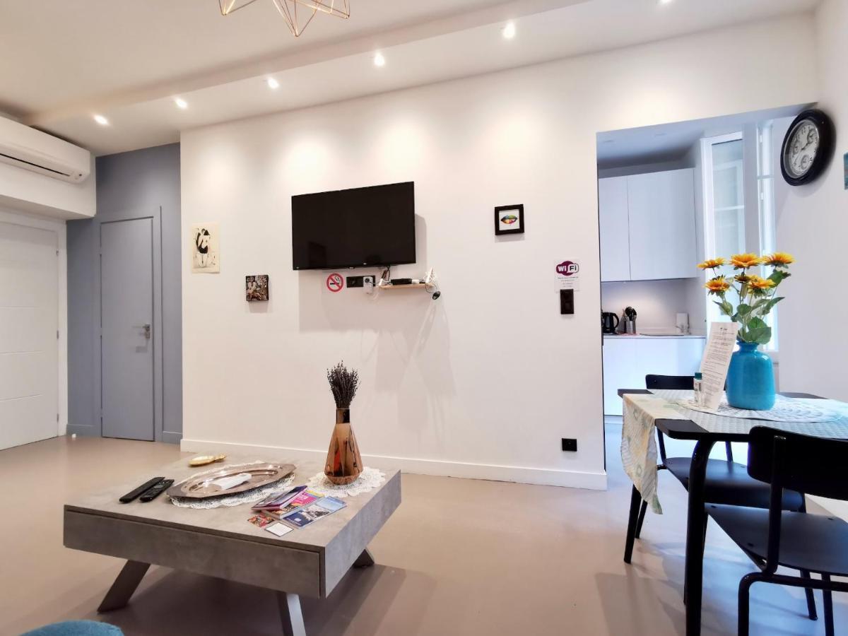 Le Petit Balcon By Booking Guys Niza Exterior foto