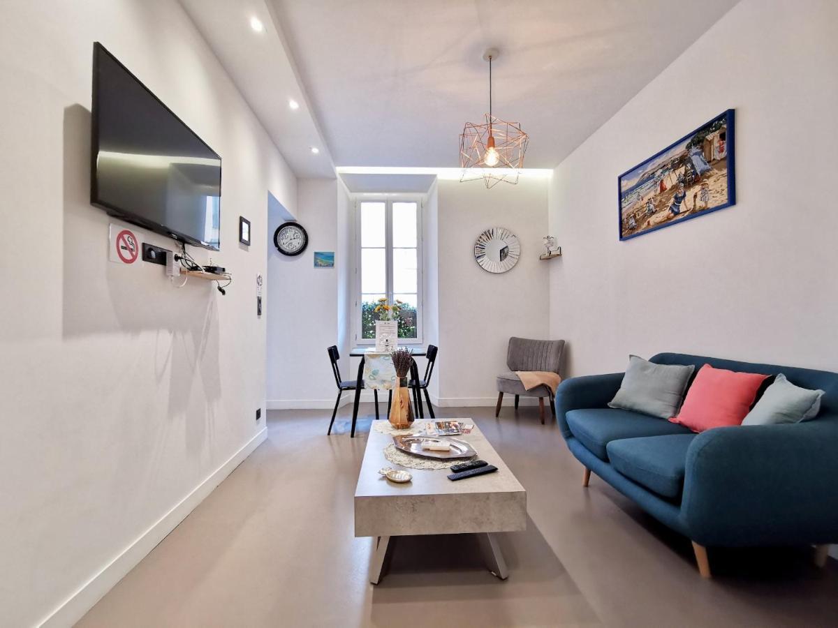 Le Petit Balcon By Booking Guys Niza Exterior foto