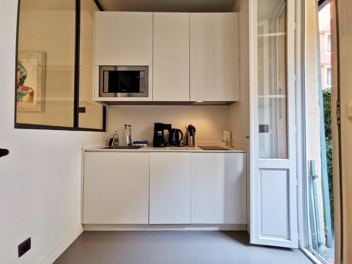 Le Petit Balcon By Booking Guys Niza Exterior foto